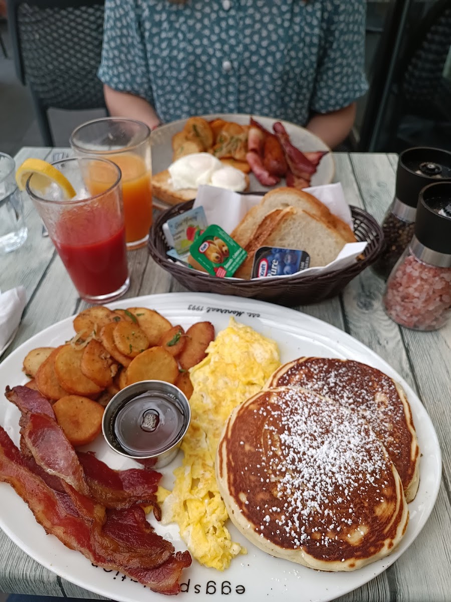 Eggspectation - Vieux Montreal-4